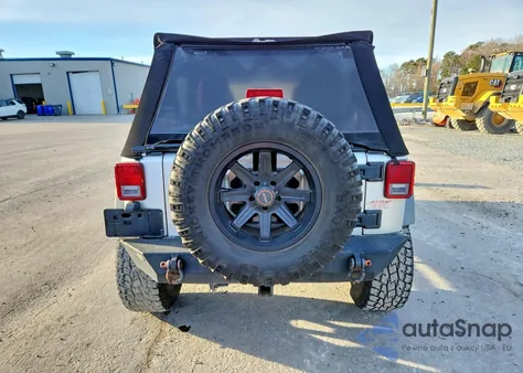 2012 Jeep Wrangler Unlimited Sport z USA, uszkodzony, nr VIN 1C4BJWDG6CL122235